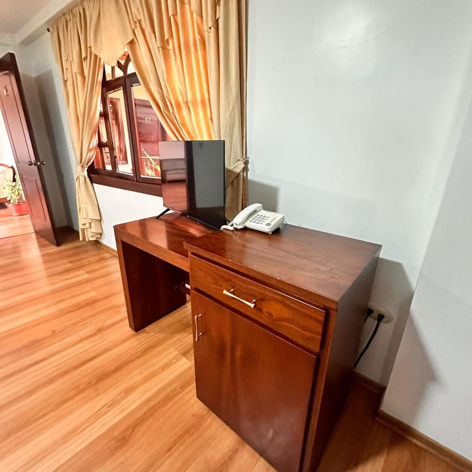 Coronel Hotel 4*